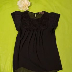 Black to the MAX top